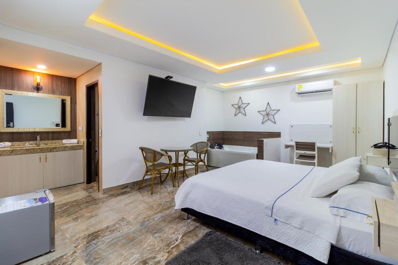 Hotel 0Asis De La Colina Boutique Girardot Exterior foto